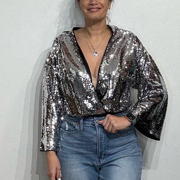 Silver Sequin Deep Plunging Bodysuit Sz XL - Picture 1 of 10